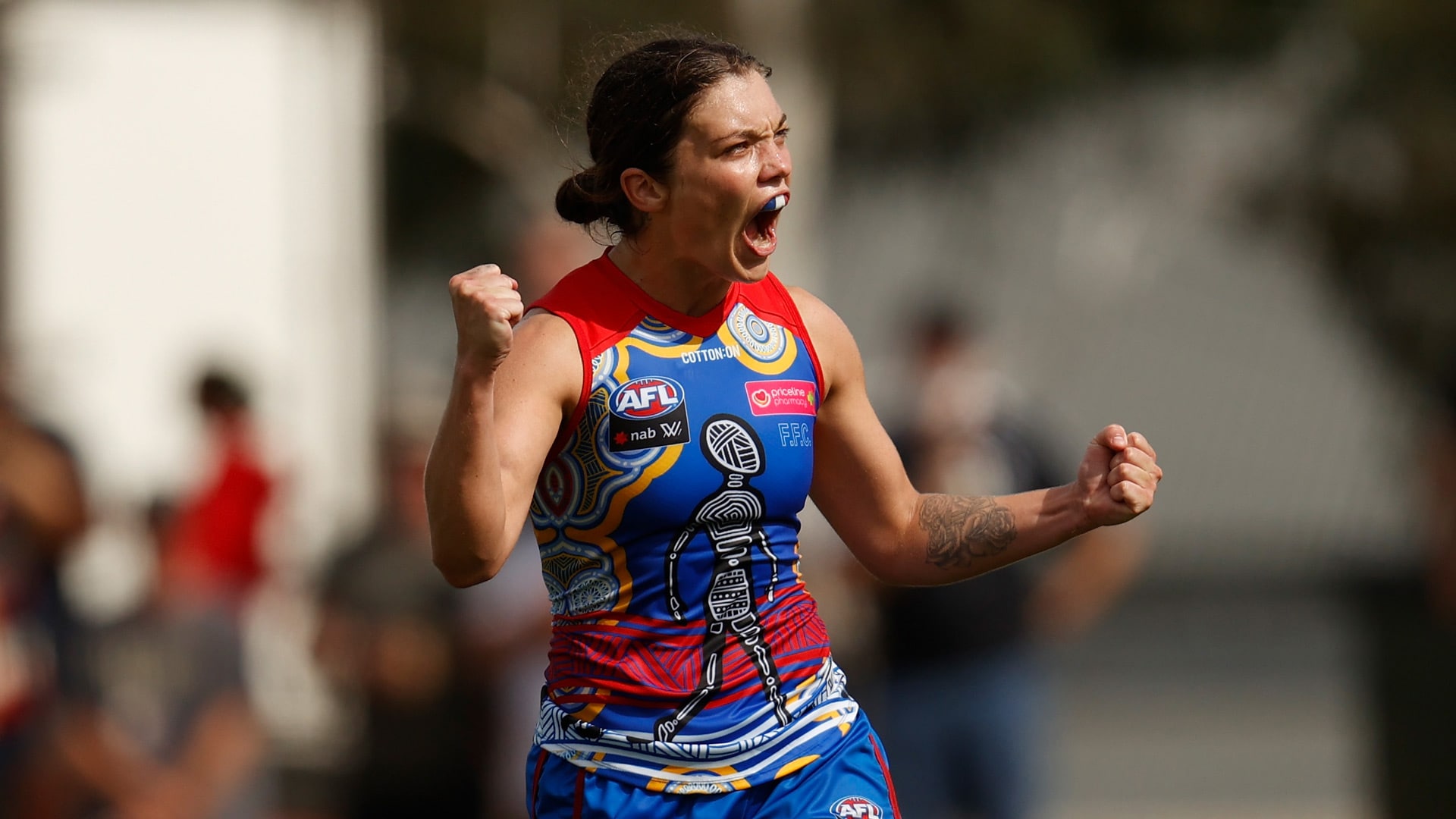 Ellie Ruff “I love the Club”: Why Ellie stayed