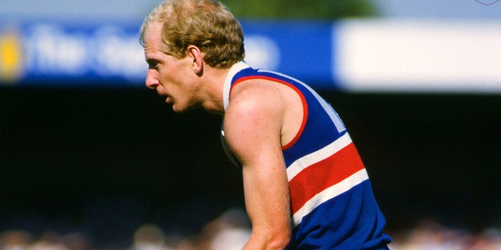 2010 Bulldogs Hall of Fame: Simon Beasley - Vimarsana News