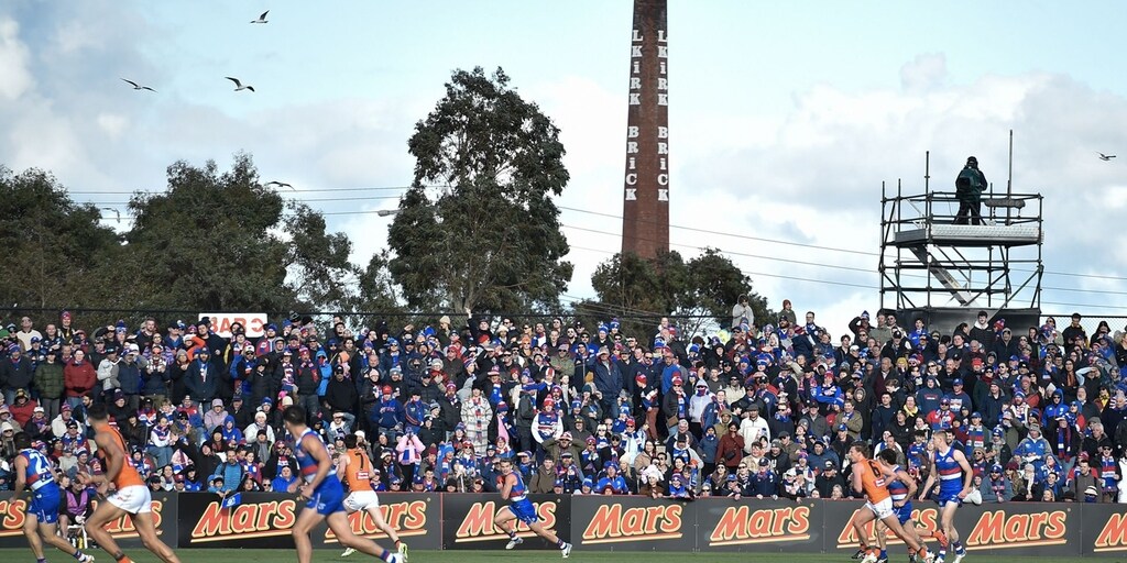 Bulldogs return to Ballarat for 2024 Community Camp - Vimarsana News