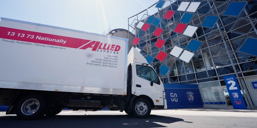 Bulldogs welcome Allied Express as official partner - Vimarsana News