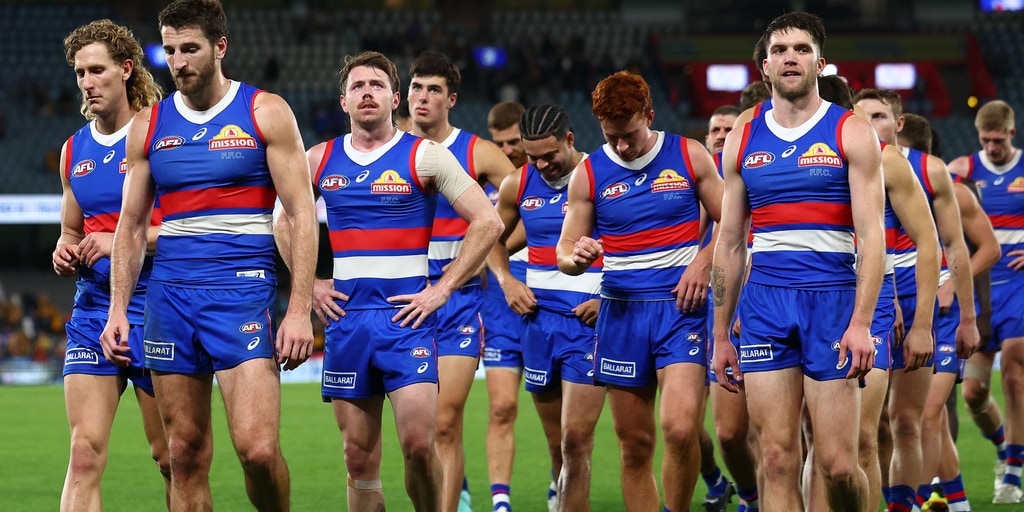 AFL Report | Dogs fall short to Hawks - Vimarsana News