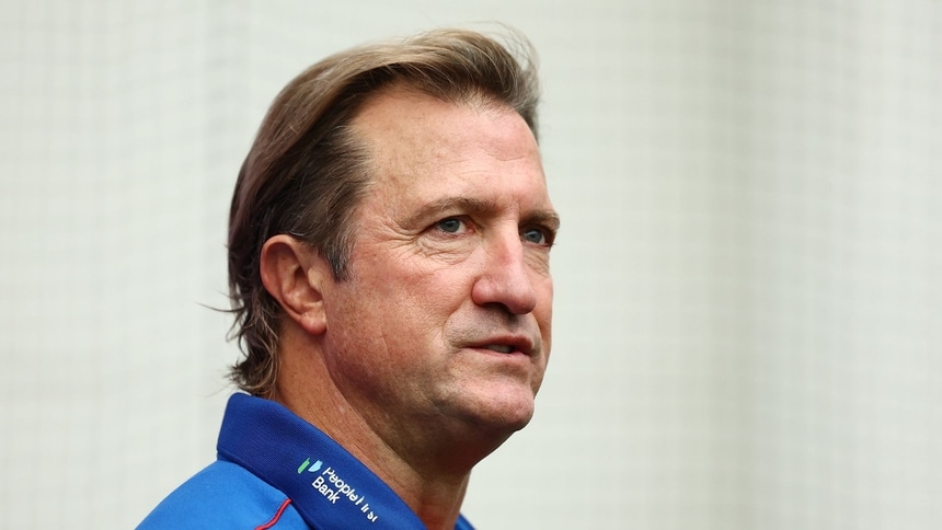 luke-beveridge-presser-header